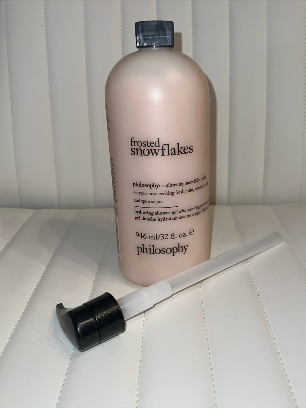 Philosophy Frosted Snowflakes Hydrating Shower Gel  32 oz + Pump NEW SEALED
